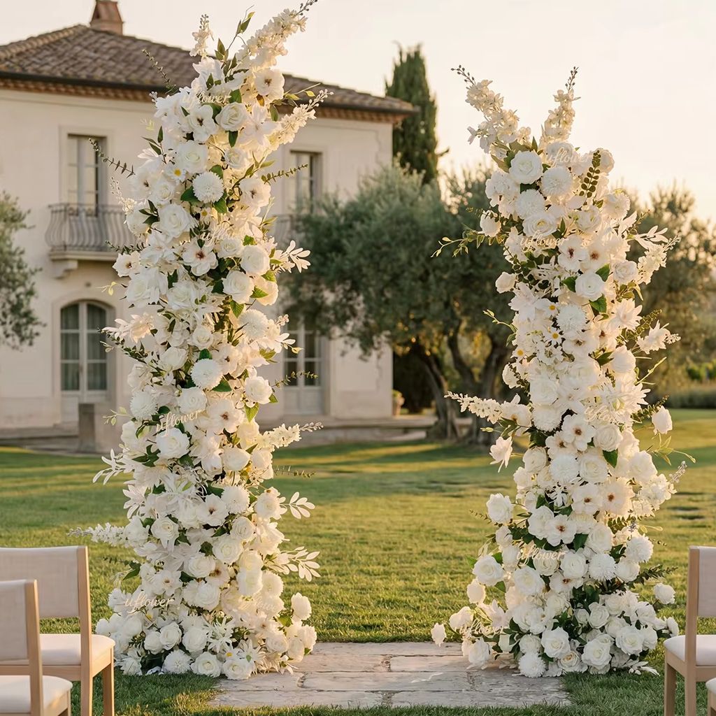 Wedding Arch Flower - Luxuriöser Hochzeitsbogen mit Blumen: Weiße Rosen,