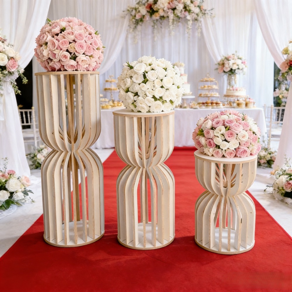 Hölzerne Römische Säule als Ho – Wedding Supply Rentals Bewertung und Preis